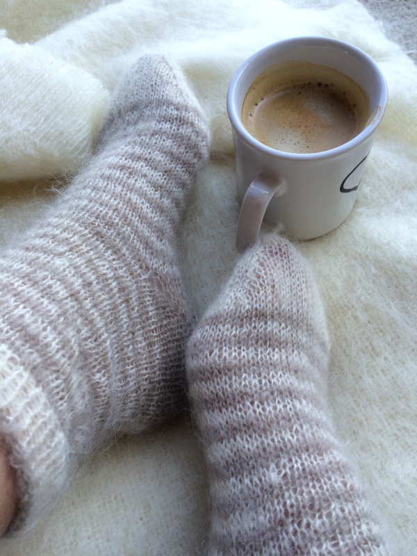 Chaussettes en laine à rayures jacquard tricotées à la main