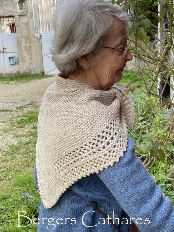 14 patrons pour tricoter un top pour femme - Marie Claire
