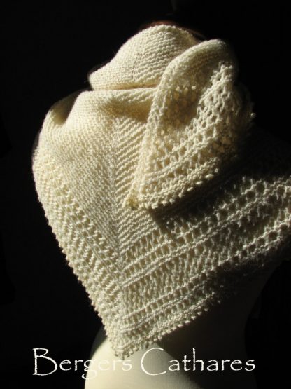 châle tricoté à la main en pure laine de France